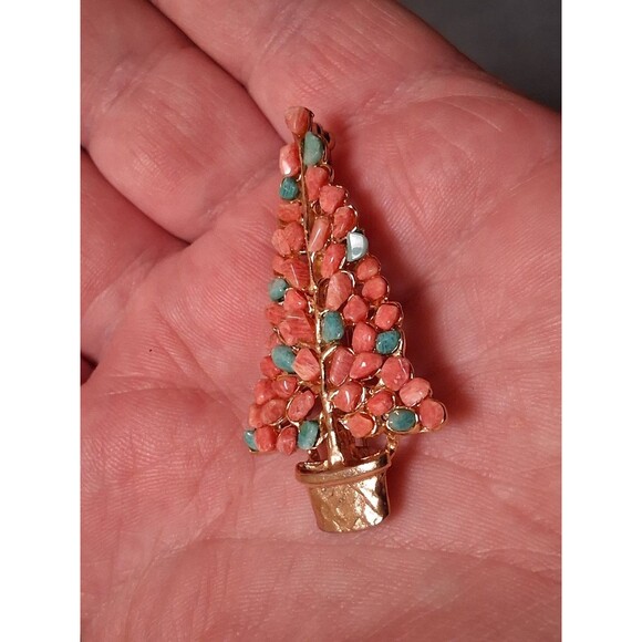 Pink Stone Christmas Tree Brooch Swoboda? Gold Tone Glass Vintage - Picture 2 of 3